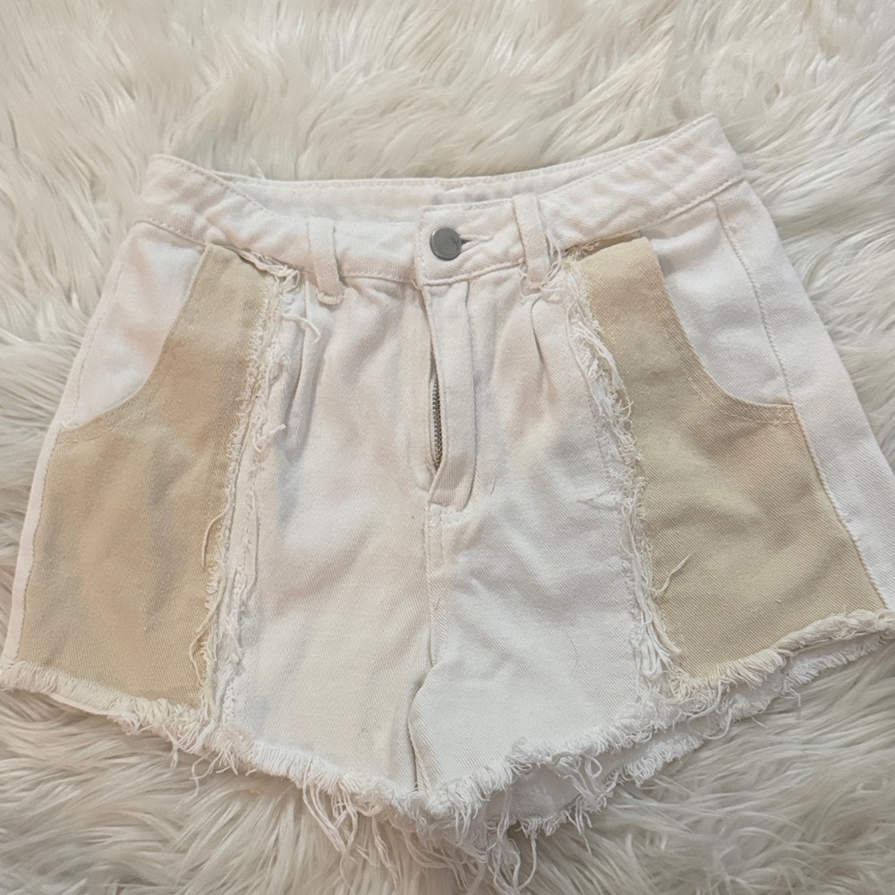 Stylish White and Tan Colorblock Distressed Shorts Size XS
